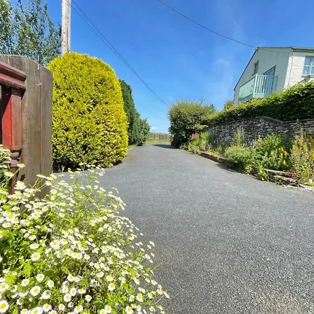 Lake District Cottage In 1 Acre Gardens Off M6 Penrith Exterior photo