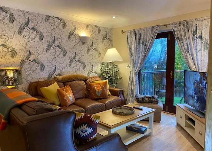 Lake District Cottage In 1 Acre Gardens Off M6