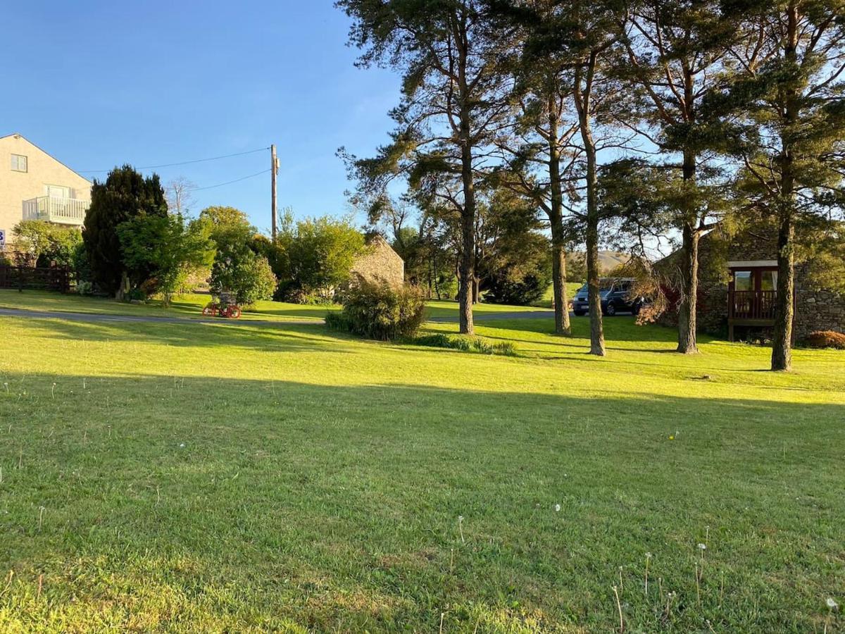Casa de Campo District In 1 Acre Gardens Off M6